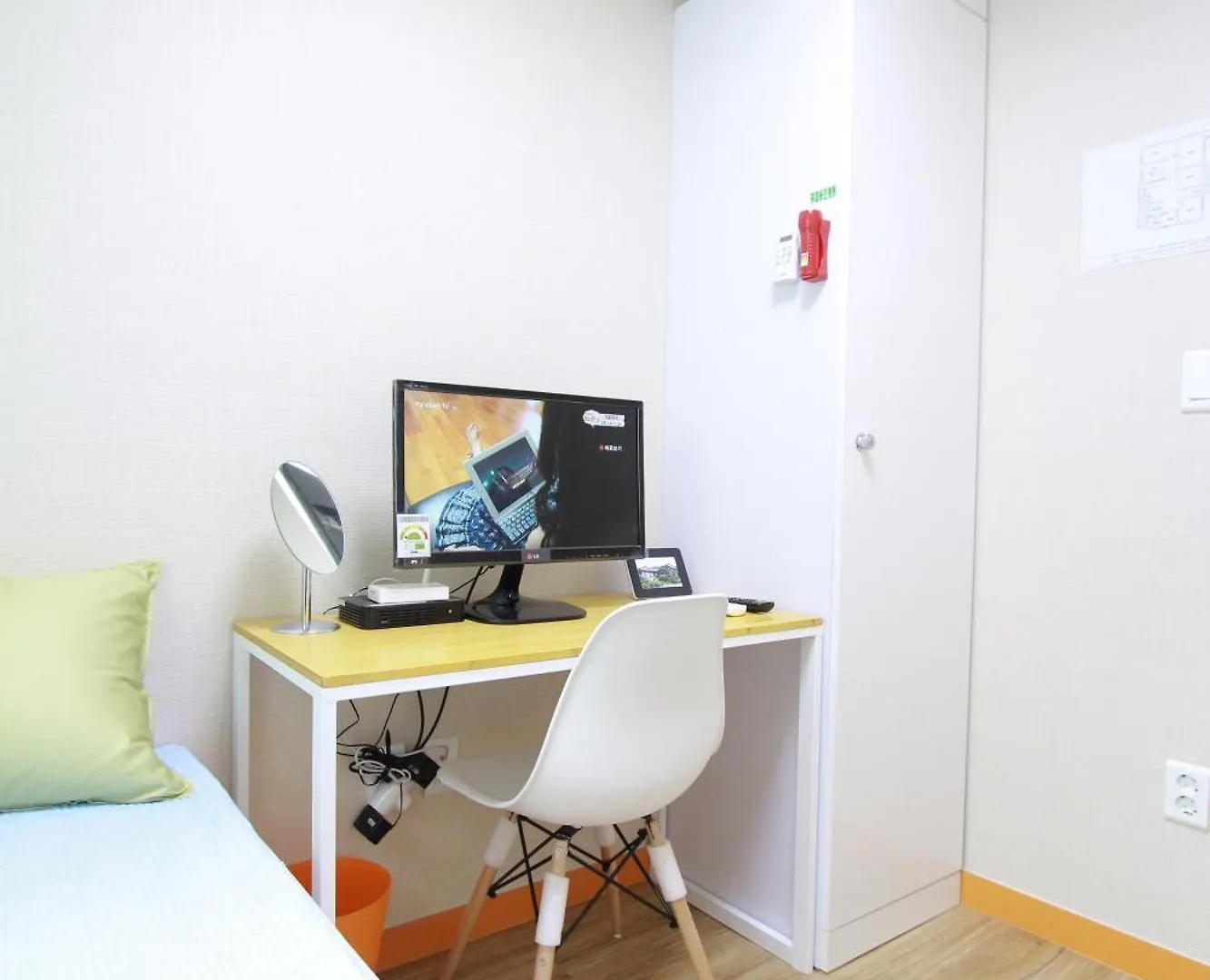 Hongdae Guesthouse Cocon Stay - Female Only ソウル特別市 ホームステイ