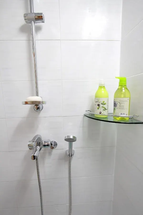 Hongdae Guesthouse Cocon Stay - Female Only Seúl